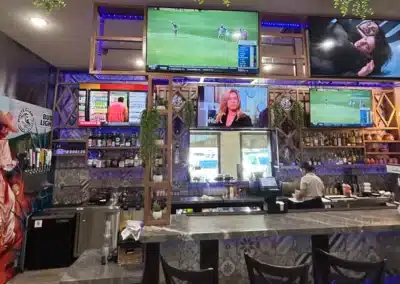 acapulco-bar-grill-bar-tvs