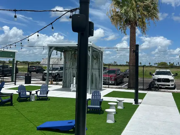 el-marisol-ceiling-speakers